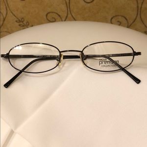 Hoya Premier Eyewear